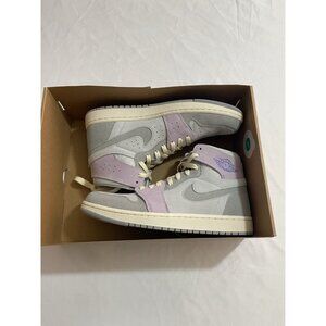 New Women’s Size 11.5 Grey Air Jordan 1 ZM Air CMFT 2 Basketball Shoe DV1305 005